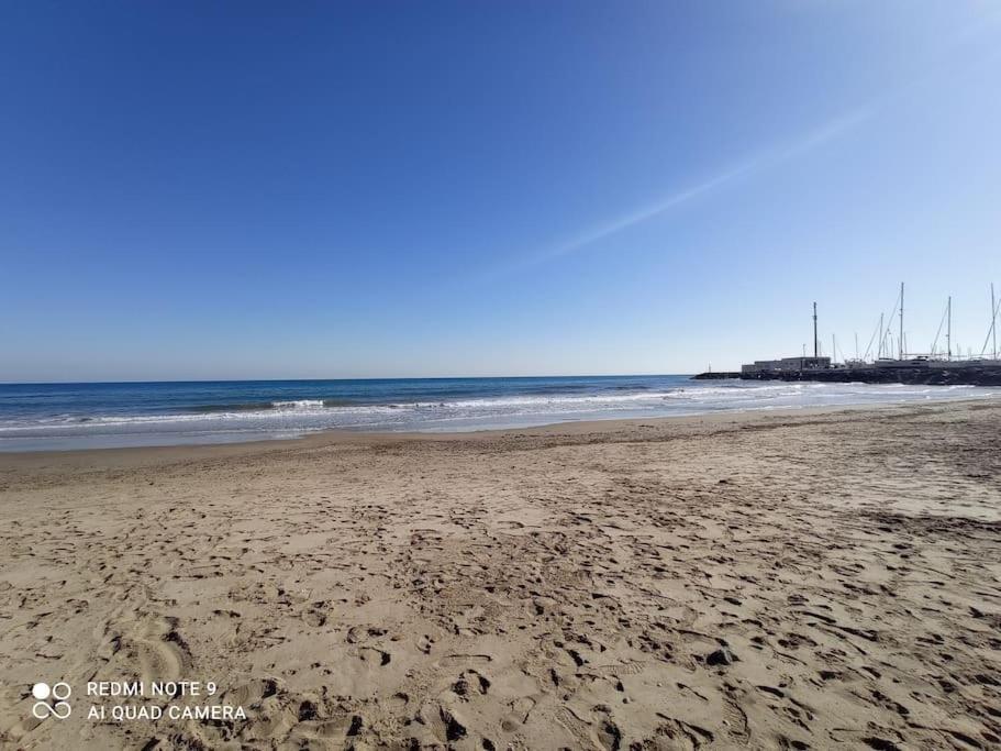 Apartamento Playa Плайя-Побла-де-Фарнальс Экстерьер фото